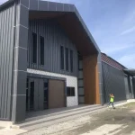 โกดังสำเร็จรูป HW-H ขนาด 12x40x6.50 ม. พร้อมชั้นลอย 100 ตร.ม. ทำเลศรีราชา ชลบุรี – งานคุณภาพจาก Happy Warehouse