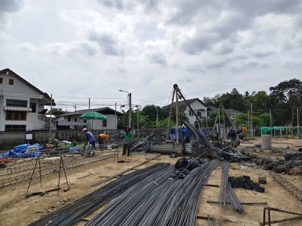 รับสร้างโกดังครบวงจรกับ Happy Warehouse ตั้งแต่ฐานรากถึงส่งมอบ พร้อมรับประกันงานก่อสร้าง